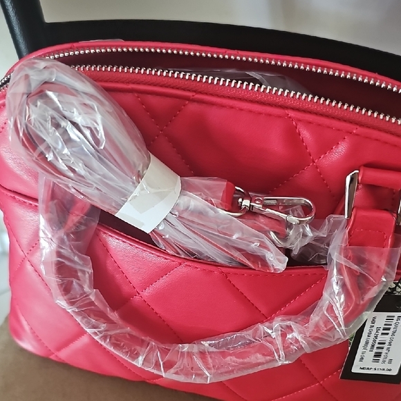 Badgley Mischka Red Quilted Handbag - Picture 4 of 4